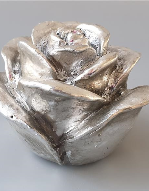 Rose Polyresin altsilber